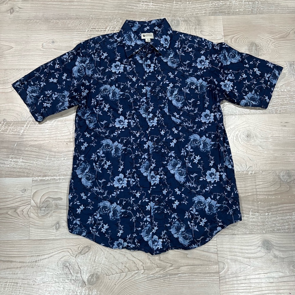 HAGGAR CLOTHING Blue Flower Button Up, Men’s Medium
